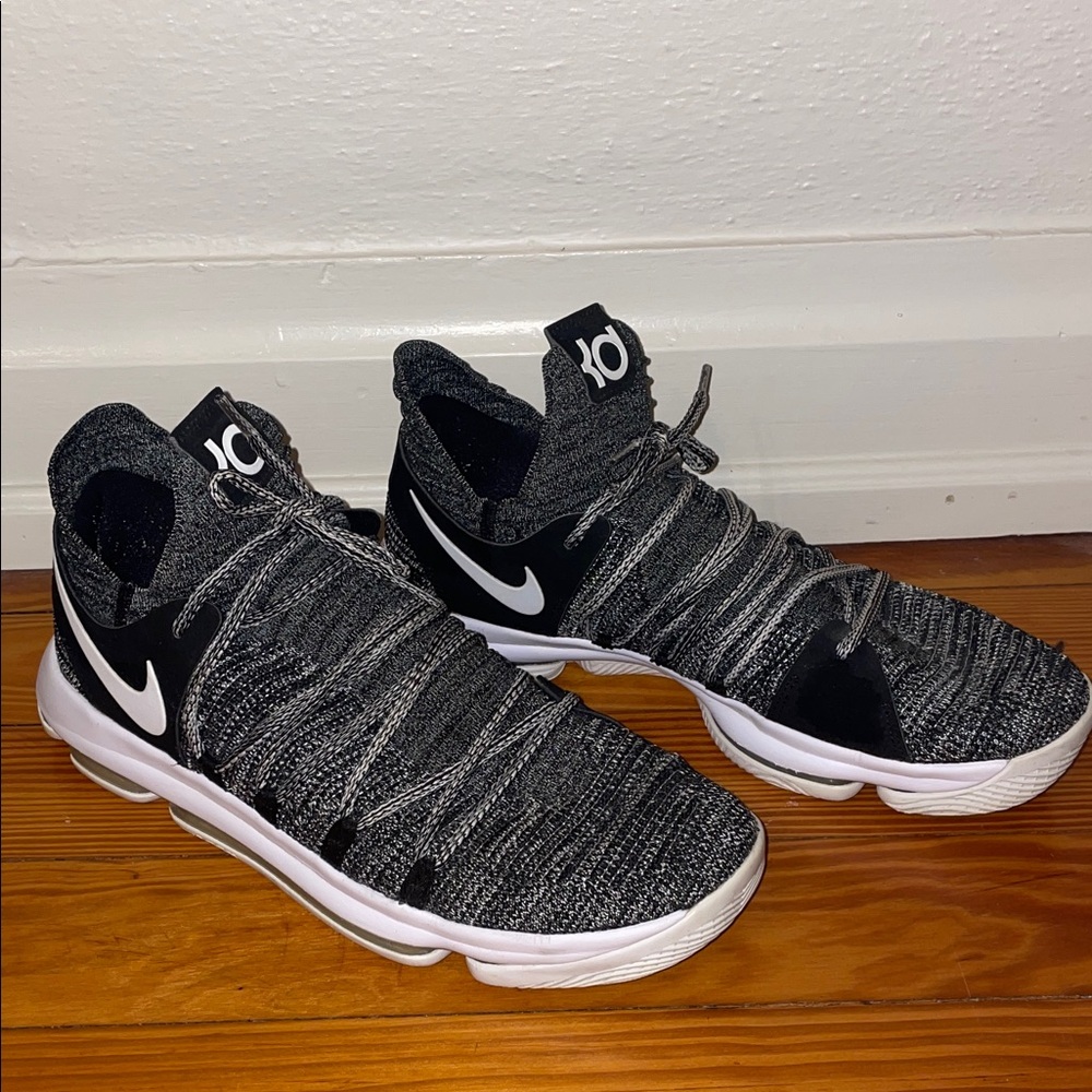 Men’s Nike KD 10 Basketball Sneaker